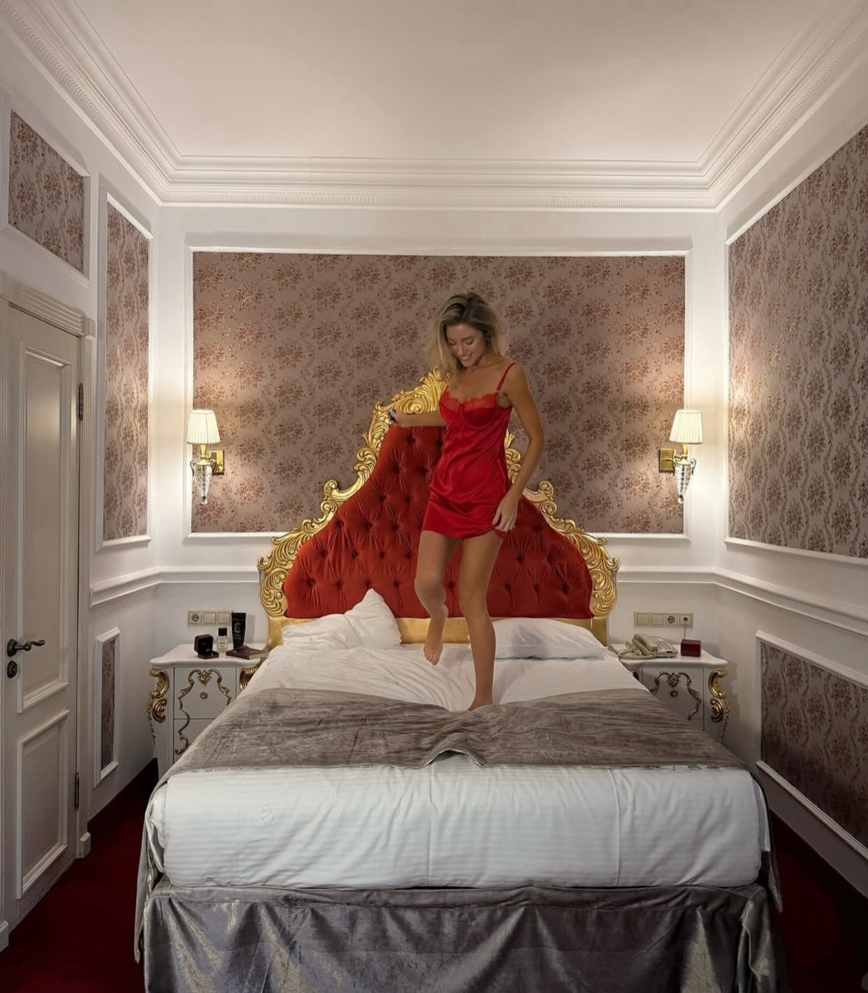 Elegantna Satenska Spavacica