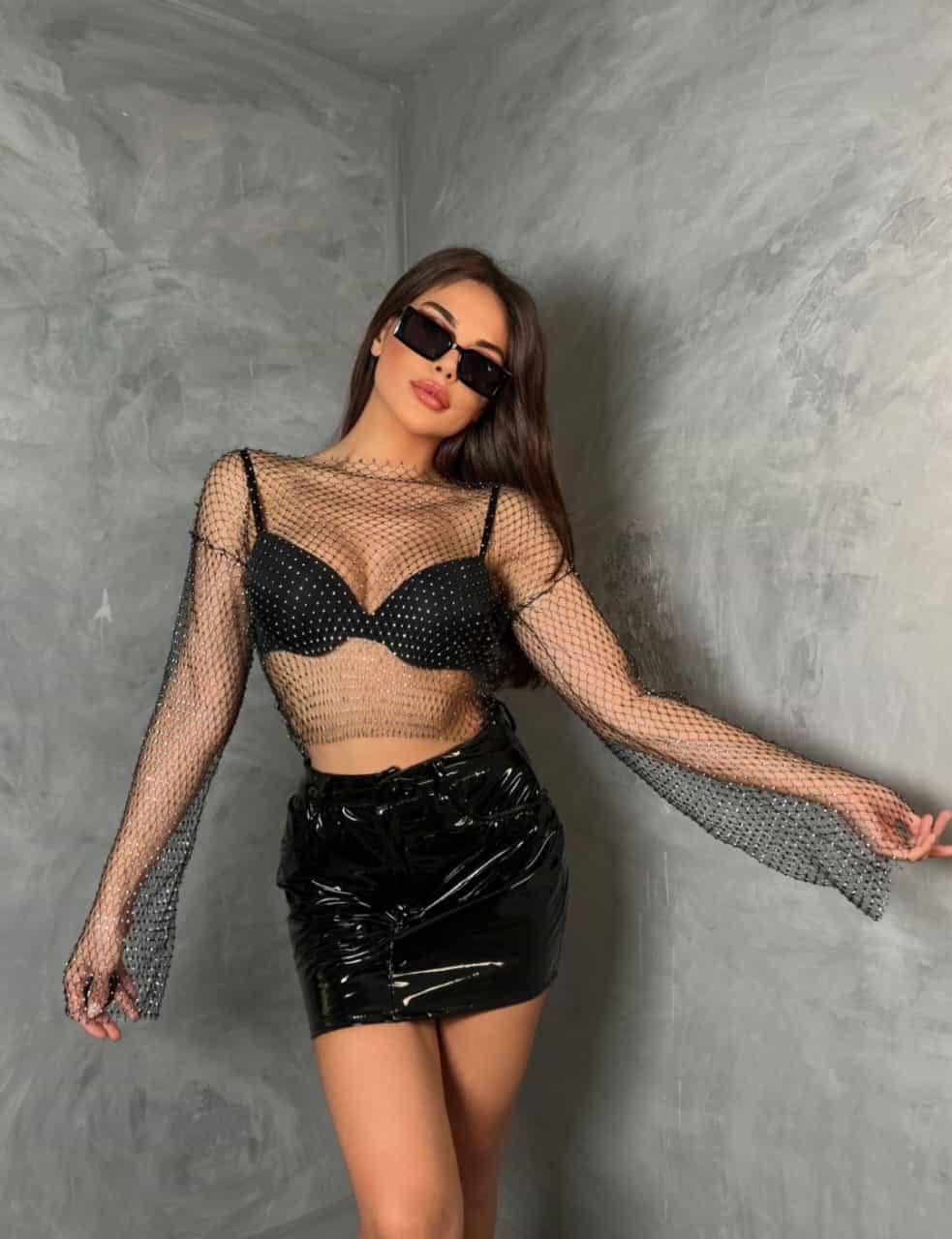 DARK DIVA