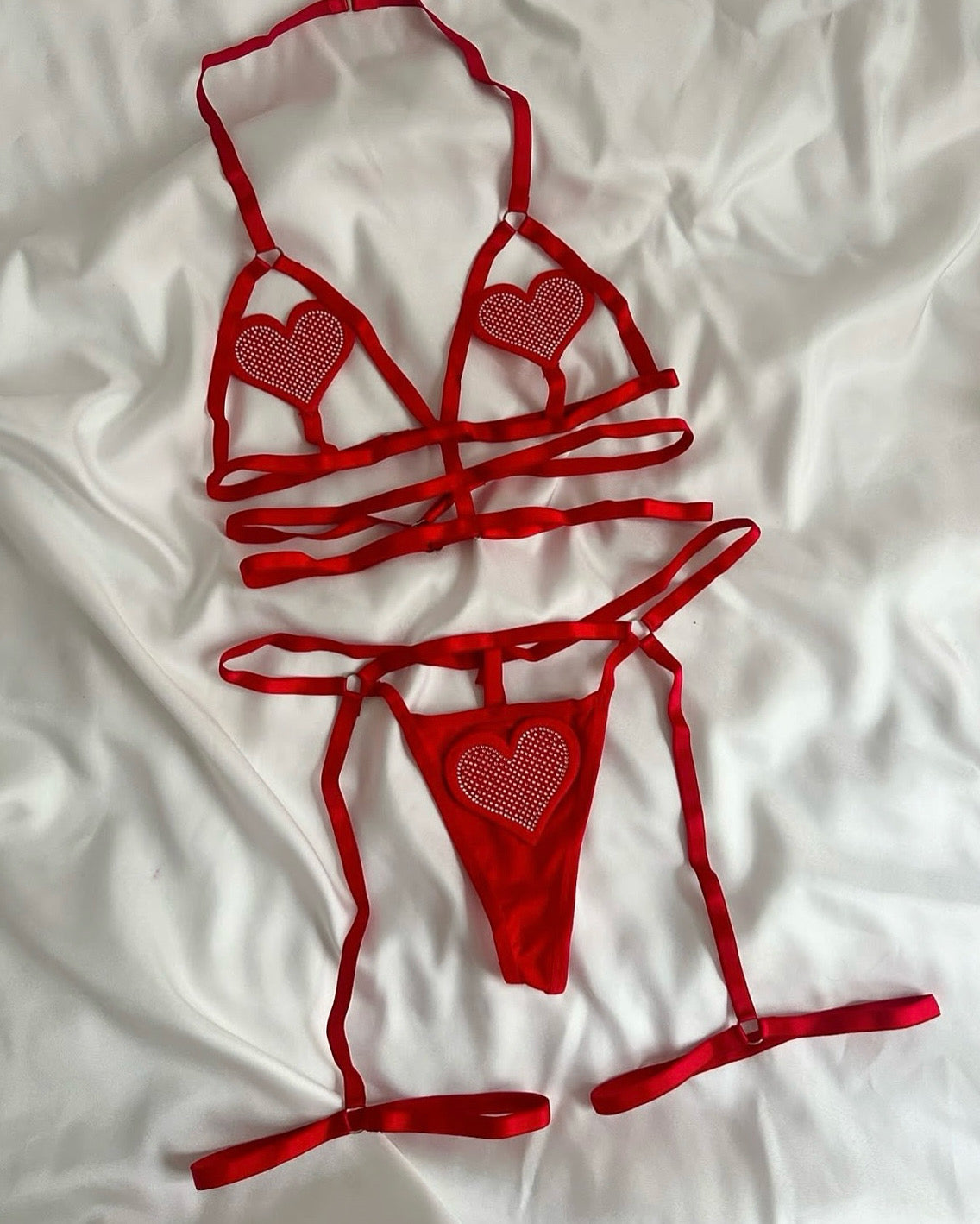 DODIR STRASTI (Red)