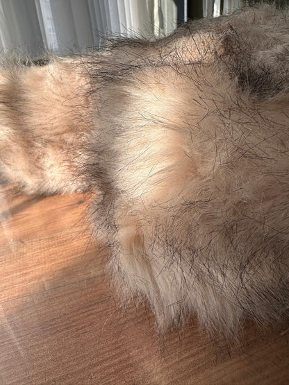 Luksuzna Bež Krznena Zimska Kapa